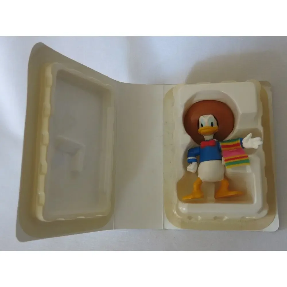 Vintage Disney McDonald Donald Duck Three Caballeros Figurine in Box 1996 Toy